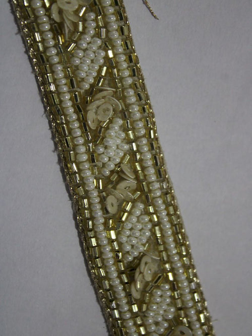 Exquisite Golden Handwork Lace: A Masterpiece of Embellishment ( Roll OF 9 Meter ) - Luxurion World