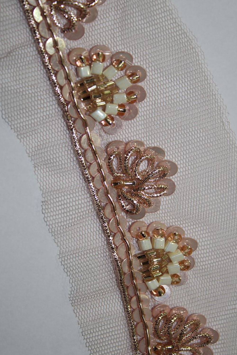 Exquisite Golden Handwork Lace: A Masterpiece of Embellishment ( Roll OF 9 Meter ) - Luxurion World