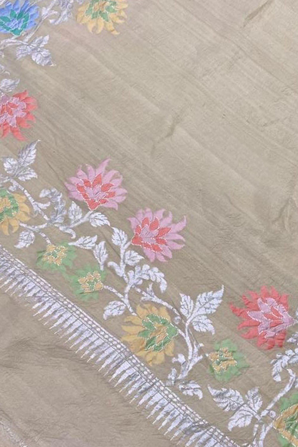 Dyeable Banarasi Handloom Pure Tussar Georgette Meenakari Saree - Luxurion World