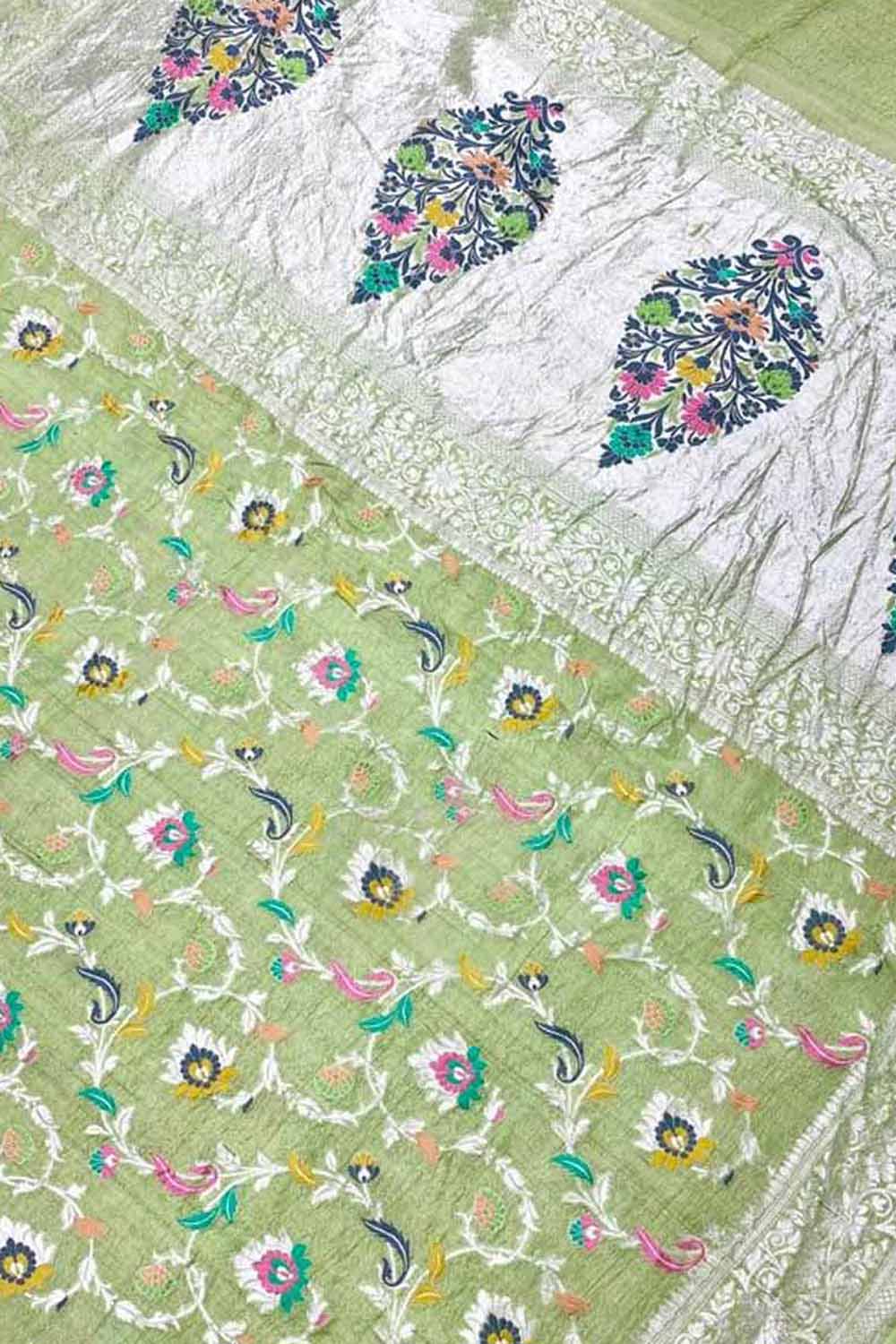 Green Handloom Banarasi Pure Tussar Georgette Meenakari Saree - Luxurion World