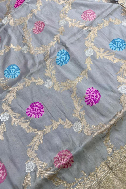 Elegant Grey Banarasi Handloom Pure Katan Silk Kadwa Meenakari Saree