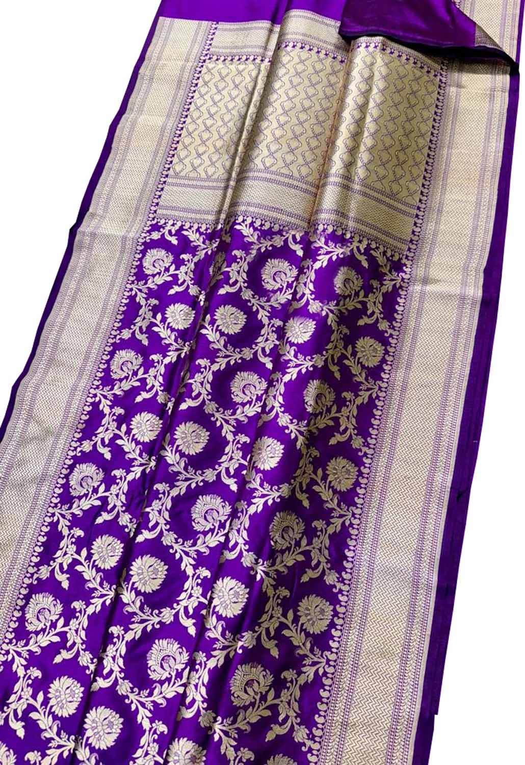 Elegant Purple Banarasi Handloom Pure Katan Silk Saree - Luxurion World