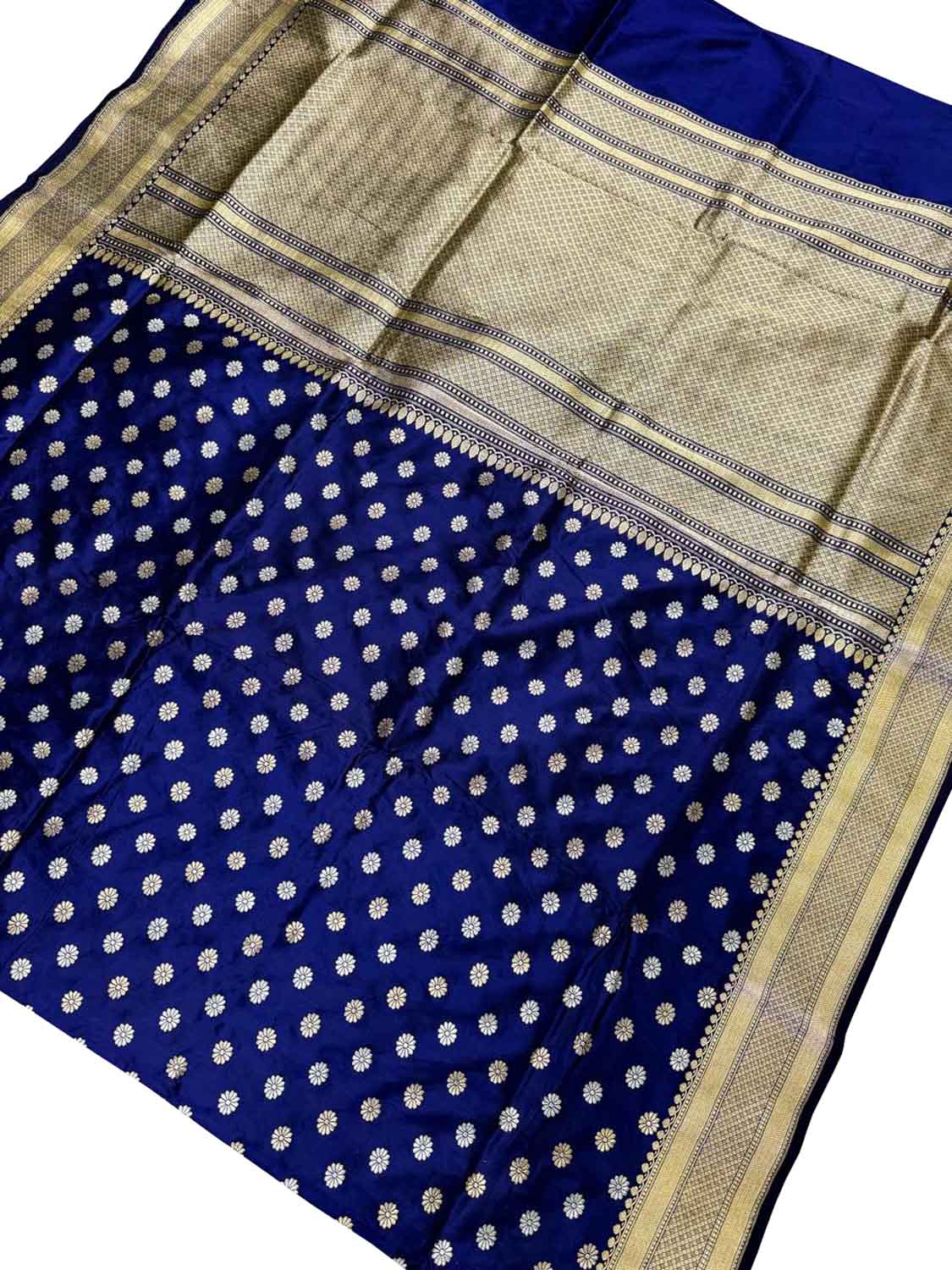 Elegant Blue Handloom Banarasi Silk Saree with Booti Design - Luxurion World
