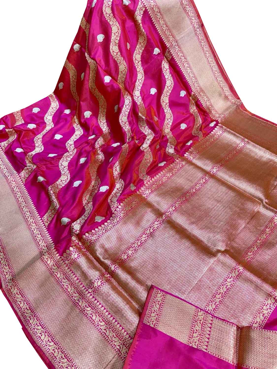 Elegant Pink Banarasi Silk Saree with Diagonal Design - Luxurion World