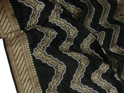 Black Handloom Banarasi Pure Katan Silk Sona Roopa Zig Zag Design Saree - Luxurion World