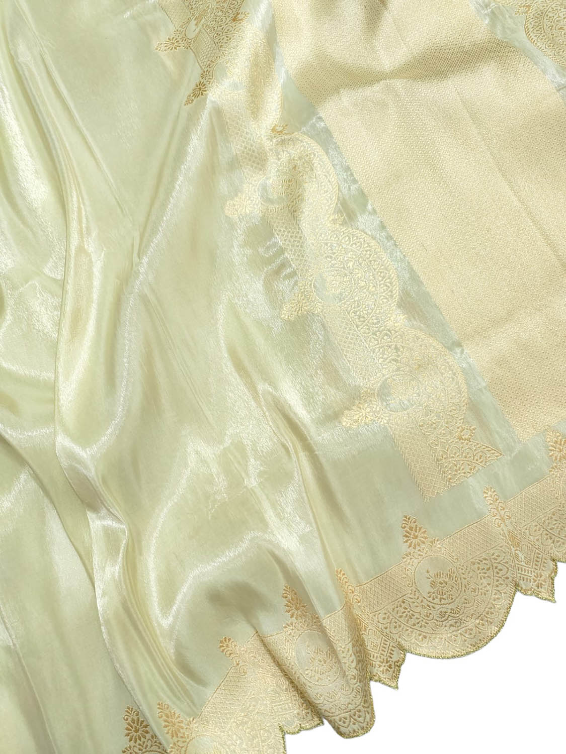 Pastel Handloom Banarasi Pure Tissue Katan Silk Scalloped Border Saree - Luxurion World
