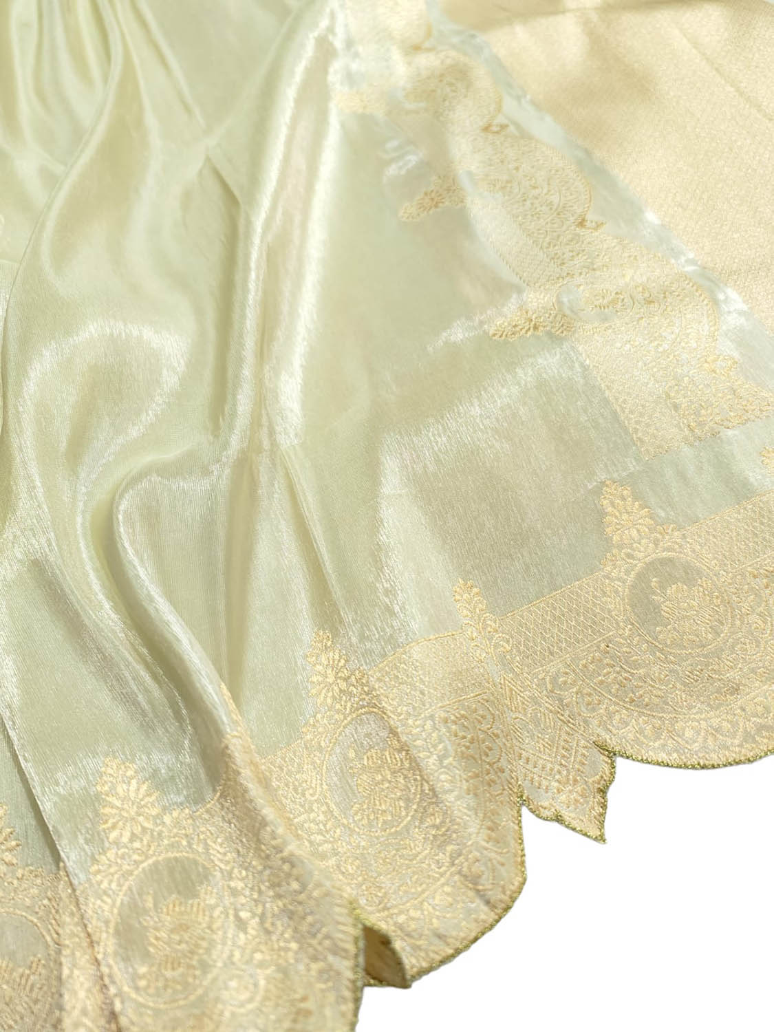Pastel Handloom Banarasi Pure Tissue Katan Silk Scalloped Border Saree - Luxurion World