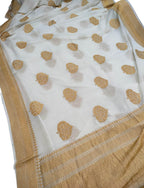 Dazzling Dyeable Banarasi Georgette Saree: Handloom Perfection - Luxurion World