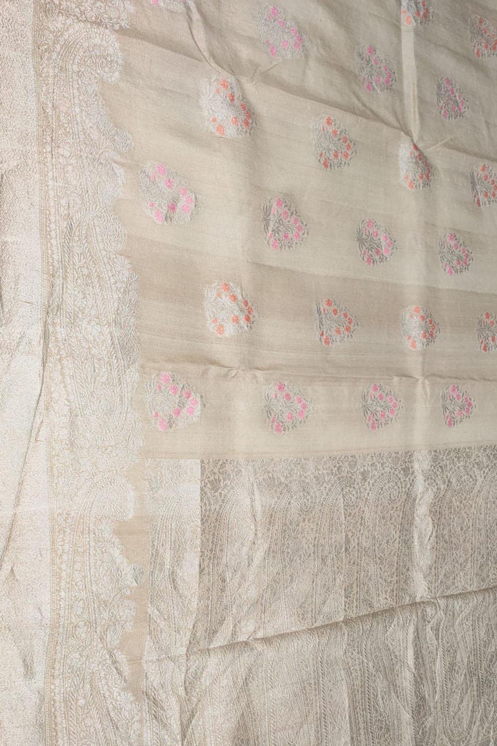 Dyeable Banarasi Handloom Pure Tussar Georgette Saree - Luxurion World