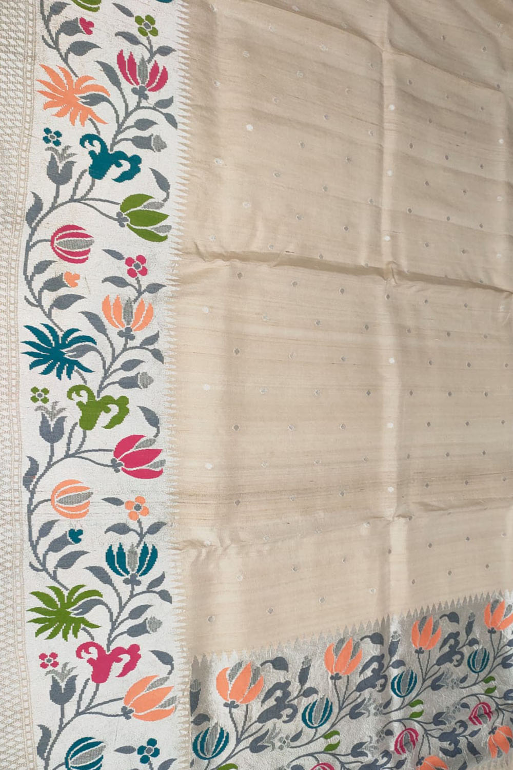 Dyeable Banarasi Handloom Pure Tussar Georgette Meenakari Saree - Luxurion World