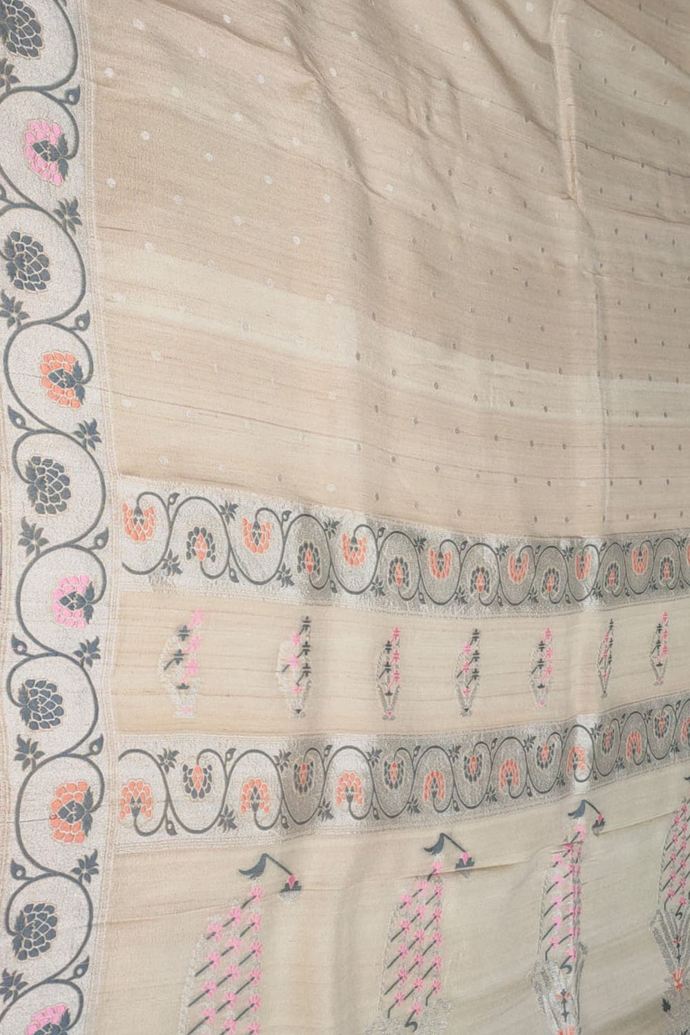Dyeable Banarasi Handloom Pure Tussar Georgette Saree - Luxurion World