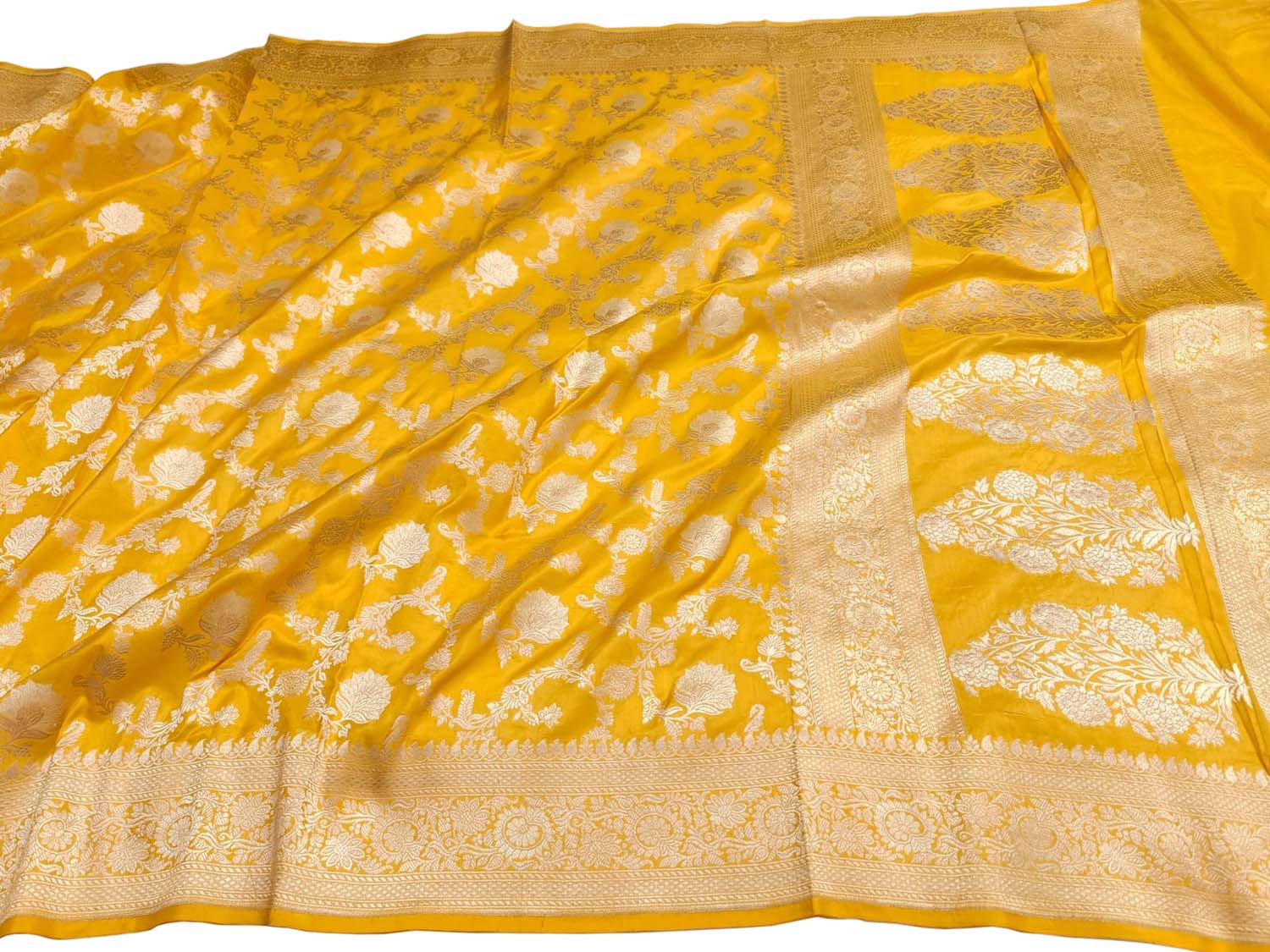 Yellow Banarasi Handloom Pure Katan Silk Saree - Luxurion World