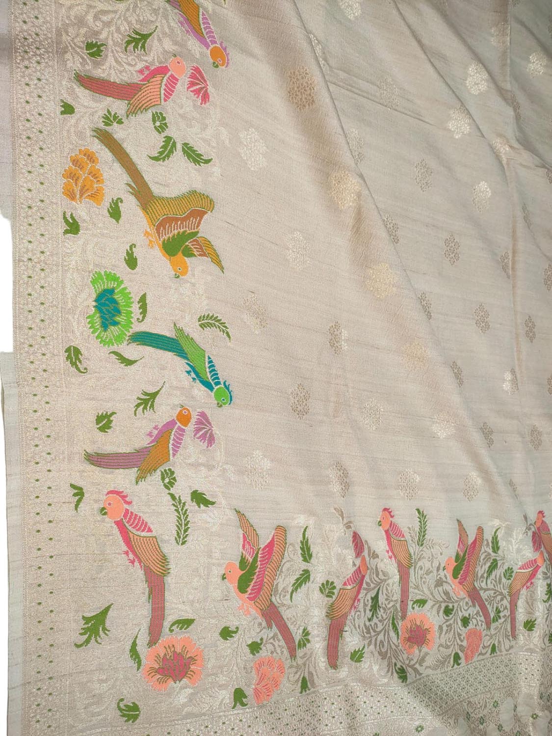 Dazzling Dyeable Handloom Banarasi Tussar Silk Meenakari Saree - Luxurion World