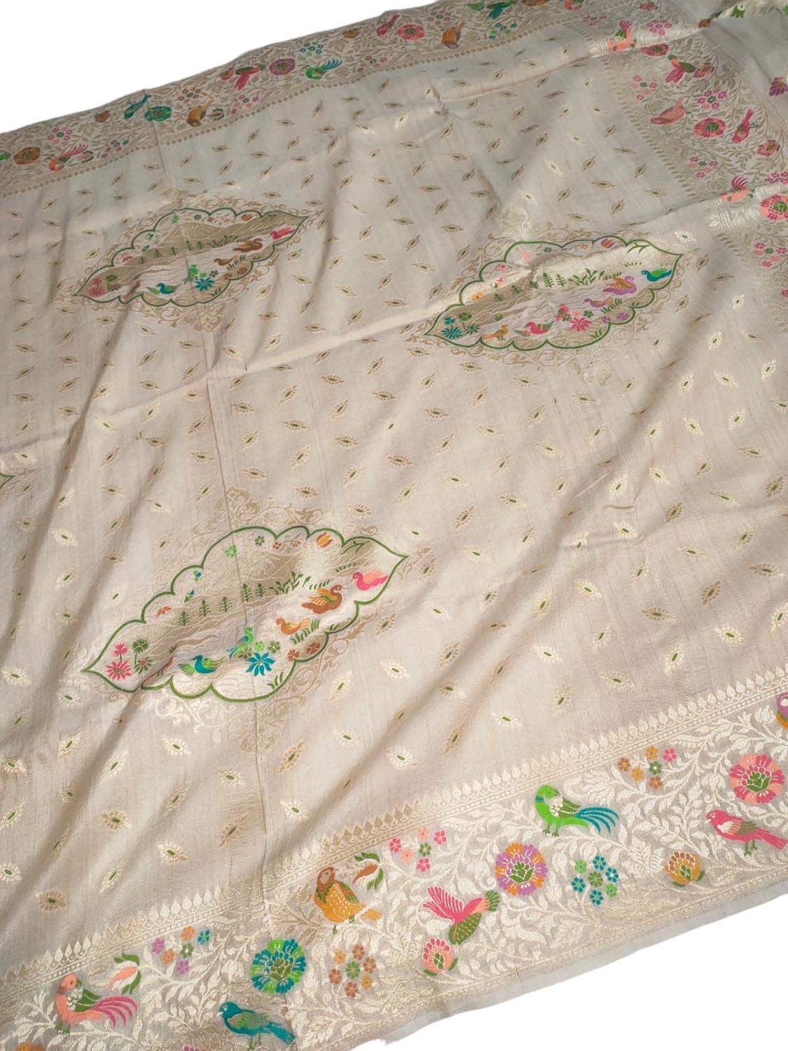 Dazzling Dyeable Handloom Banarasi Tussar Silk Meenakari Saree - Luxurion World