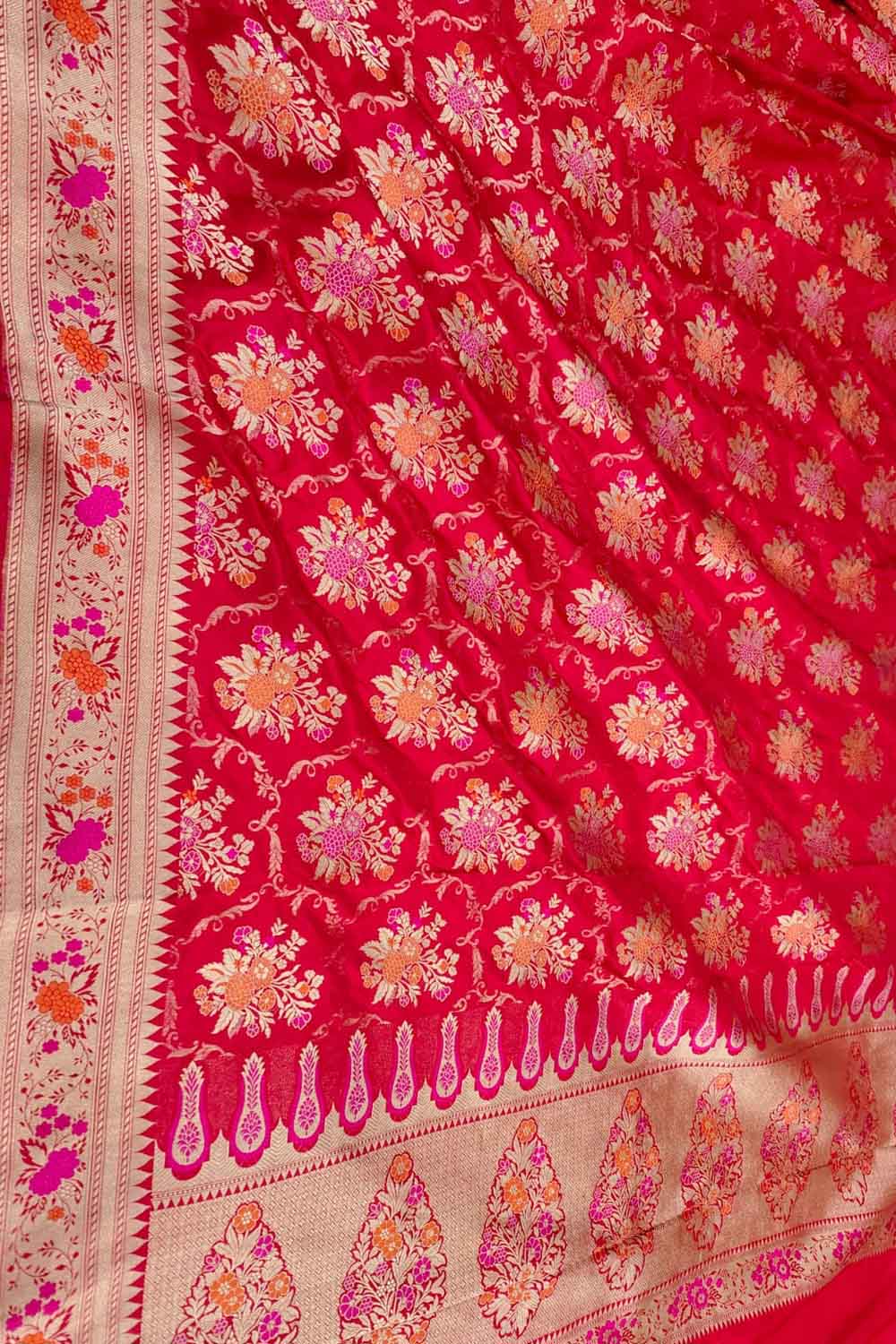 Exquisite Red Banarasi Handloom Katan Silk Saree - Luxurion World