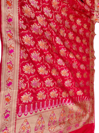 Exquisite Red Banarasi Handloom Katan Silk Saree - Luxurion World