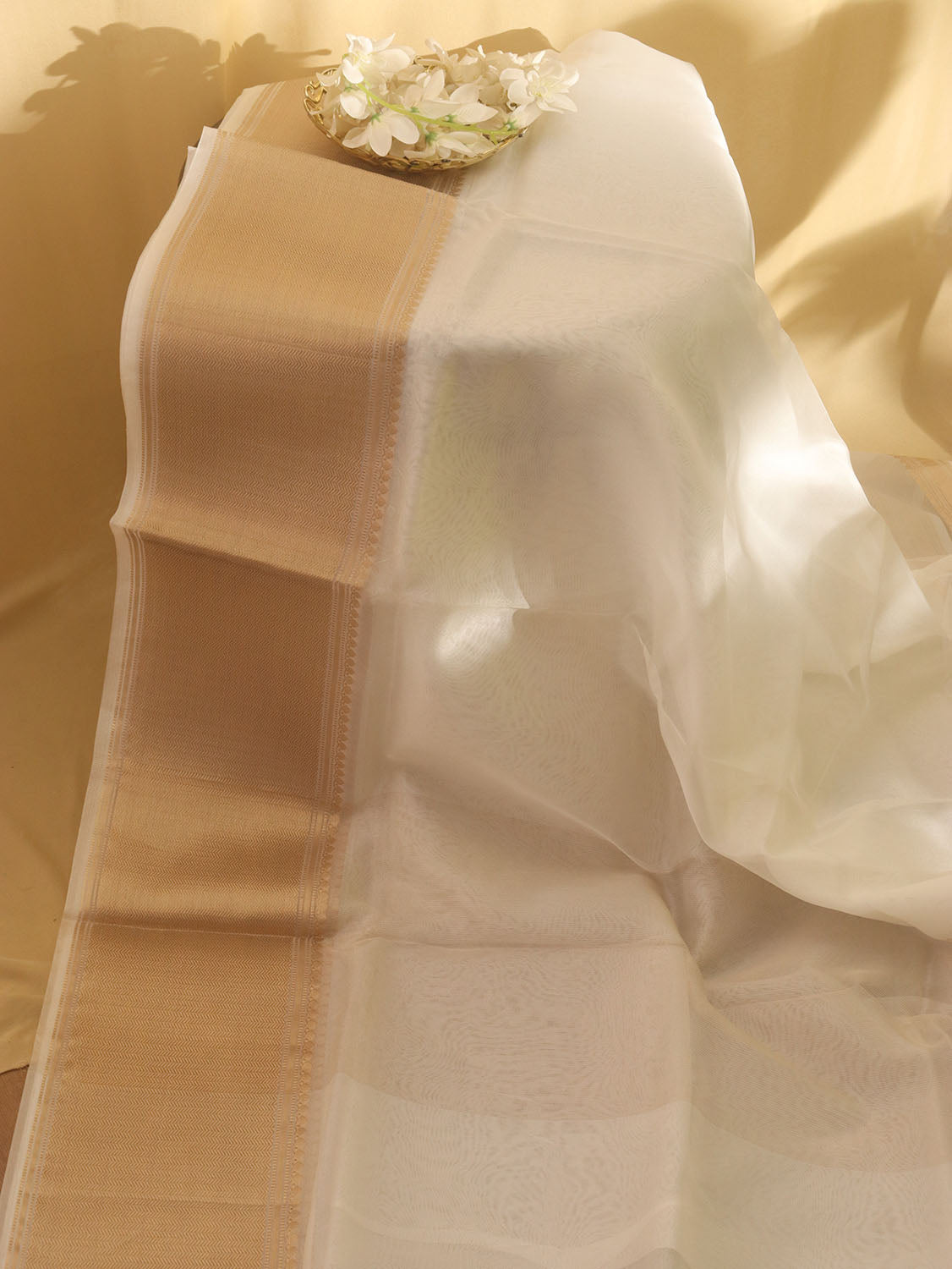Dyeable Banarasi Handloom Pure Organza Silk Saree - Luxurion World