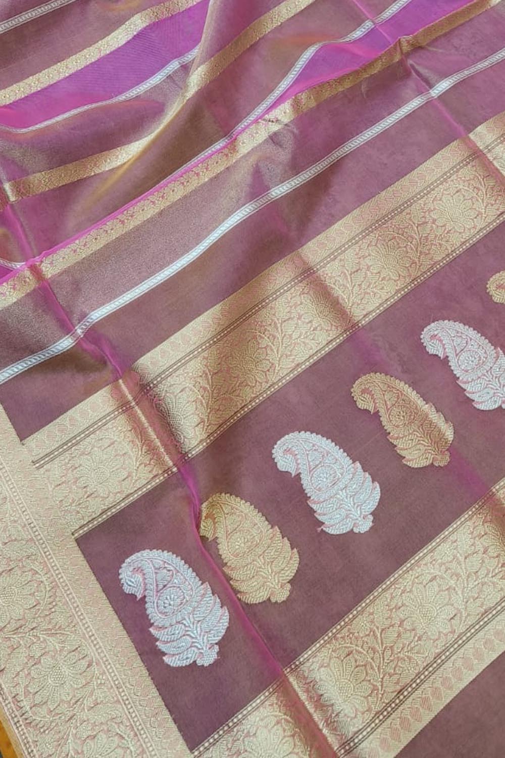 Exquisite Pink Banarasi Tissue Silk Saree - Handloom Pure - Luxurion World