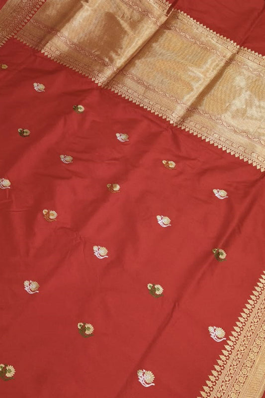 Exquisite Red Banarasi Handloom Silk Saree