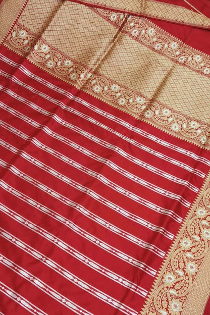 Exquisite Red Banarasi Handloom Silk Saree - Pure Elegance - Luxurion World