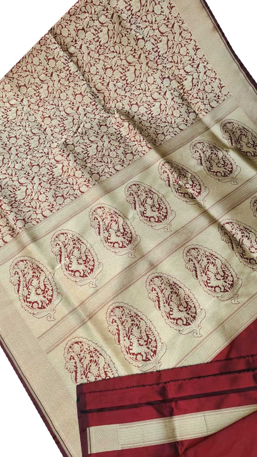 Elegant Maroon Banarasi Silk Saree: Handloom Beauty - Luxurion World