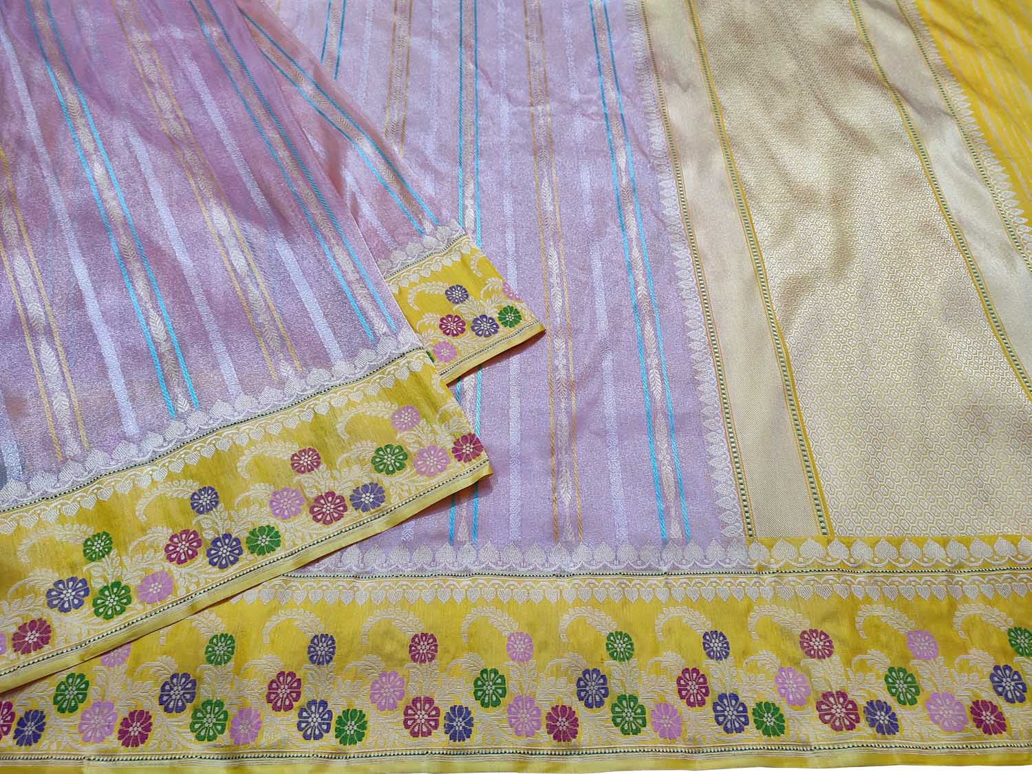 Purple Banarasi Handloom Pure Tissue Silk Saree - Luxurion World