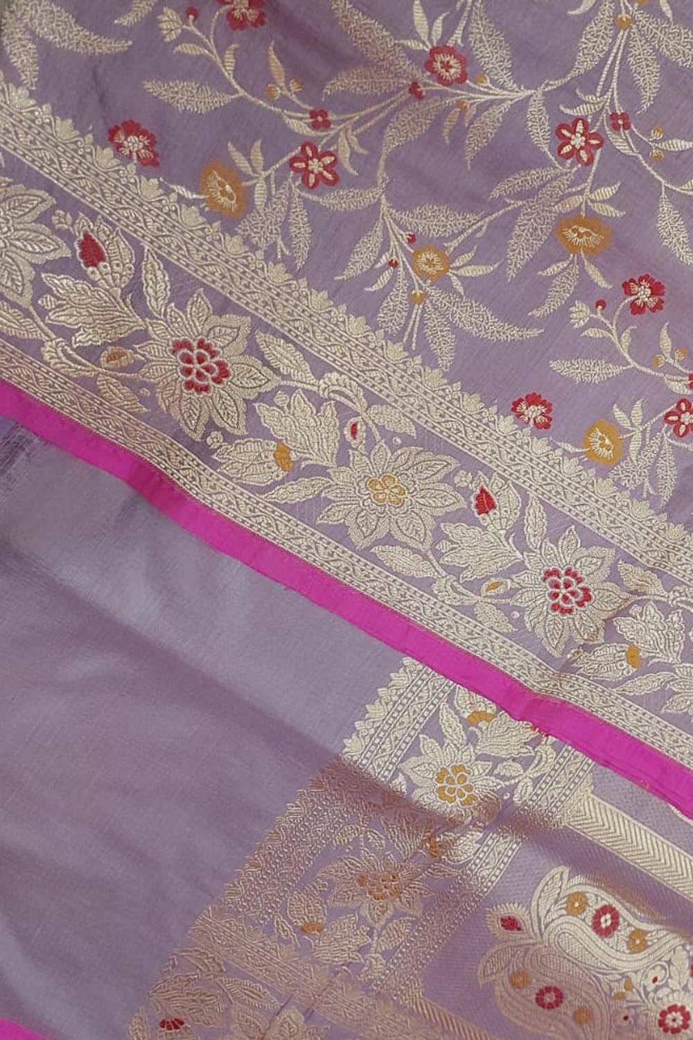 Elegant Purple Banarasi Handloom Pure Katan Silk Meenakari Saree - Luxurion World
