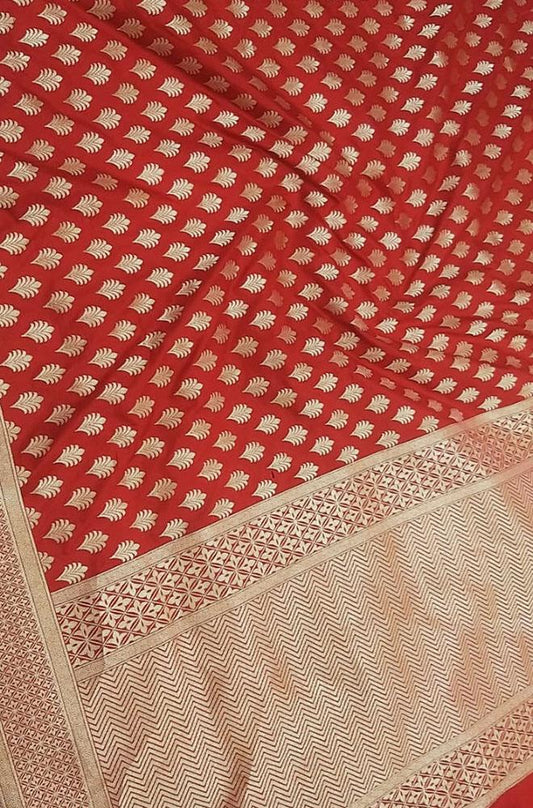 Red Handloom Banarasi Soft Katan Silk Opara Fully Kariyal Weaved Saree - Luxurion World