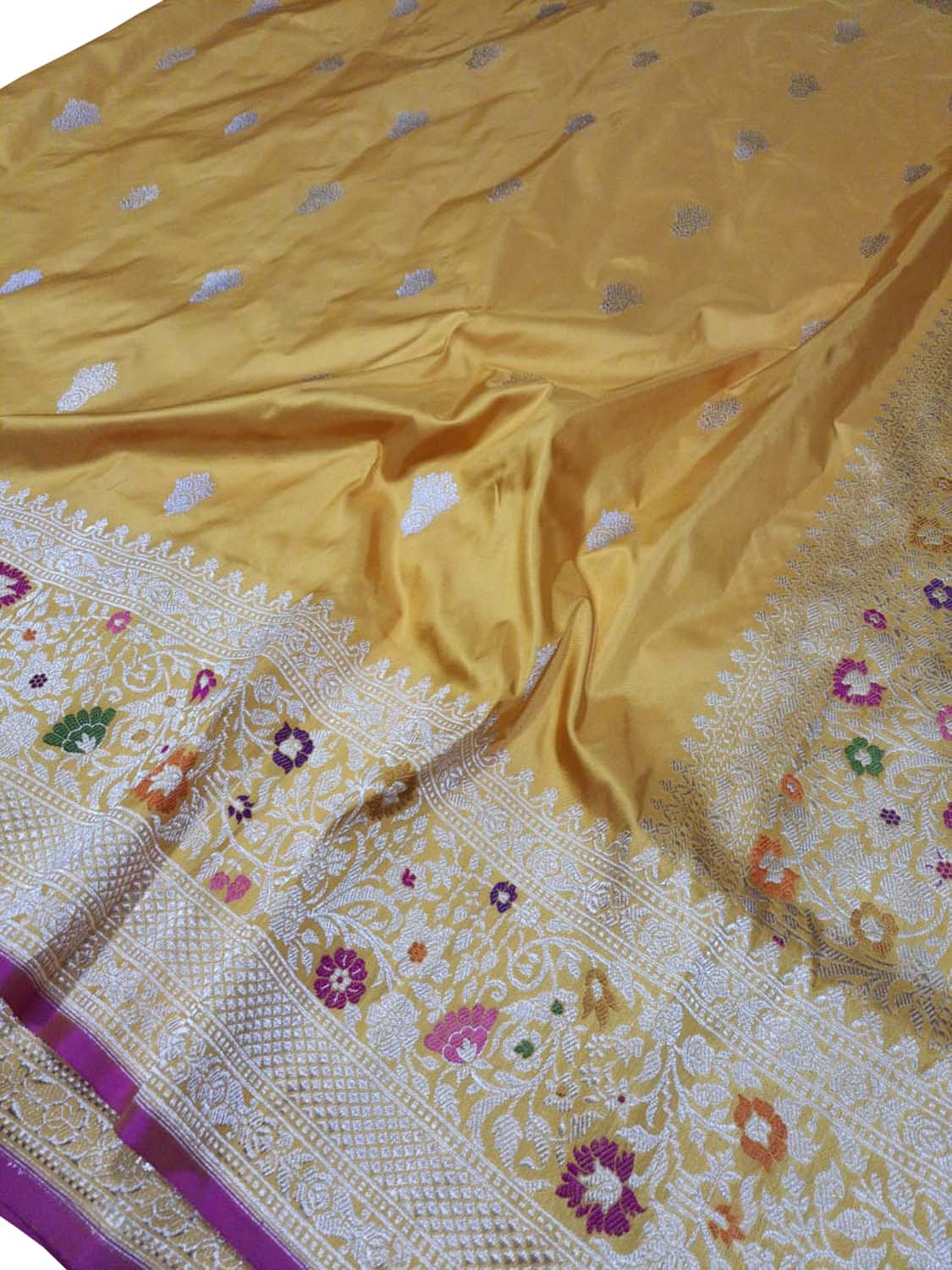 Exquisite Yellow Banarasi Handloom Pure Katan Silk Meenakari Saree - Luxurion World