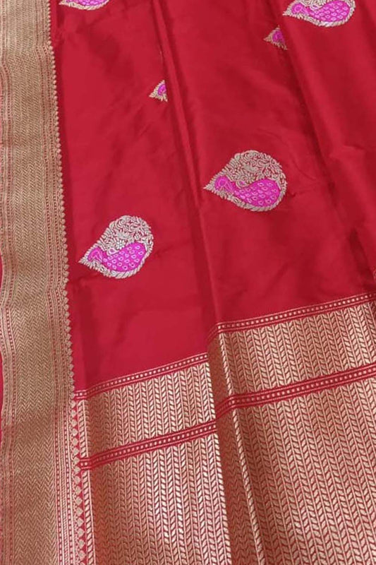Red Banarasi Handloom Pure Katan Silk Saree - Luxurion World