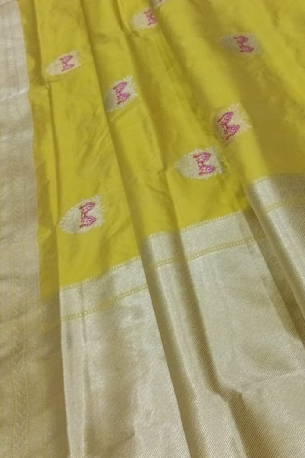 Yellow Banarasi Handloom Pure Katan Silk Saree - Luxurion World