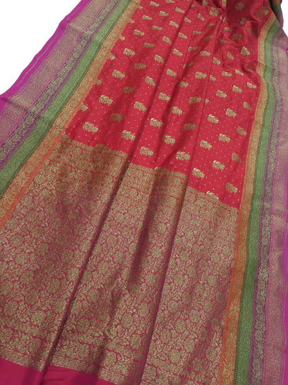 Elegant Red Banarasi Silk Saree: Traditional Beauty with a Modern Twist - Luxurion World