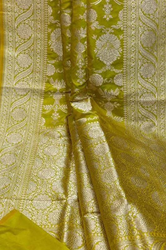 Green Banarasi Handloom Pure Katan Silk Saree - Luxurion World