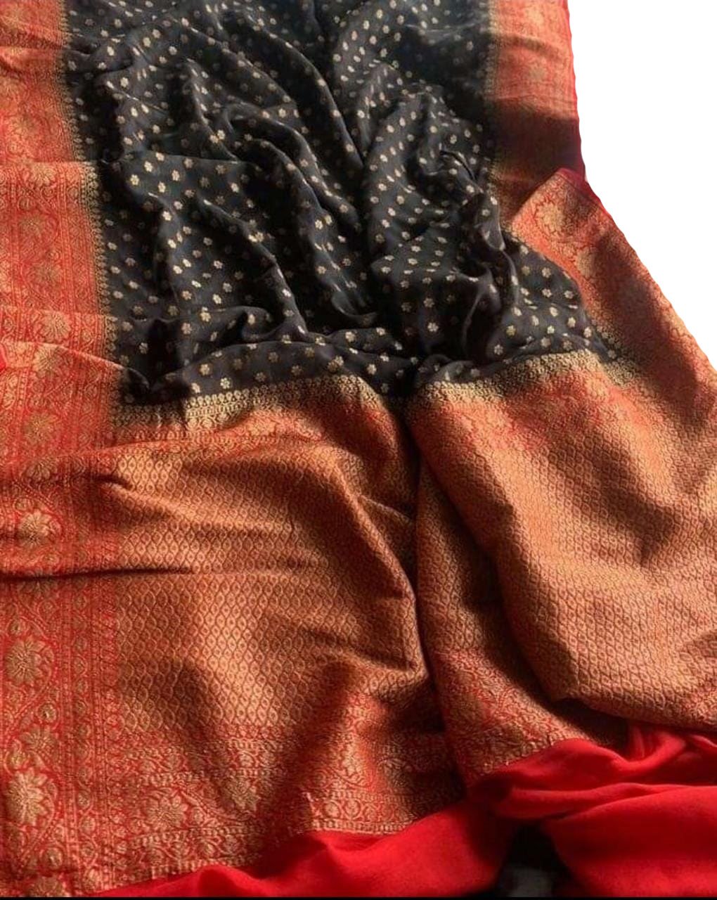Black Handloom Banarasi Khaddi Georgette Saree - Luxurion World