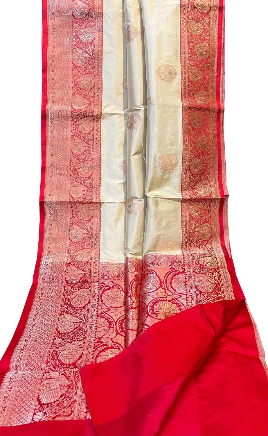 Elegant Off White Banarasi Silk Saree - Luxurion World