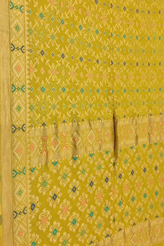 Yellow Banarasi Bandhani Meenakari Pure Georgette Saree: Vibrant Elegance for Every Occasion - Luxurion World