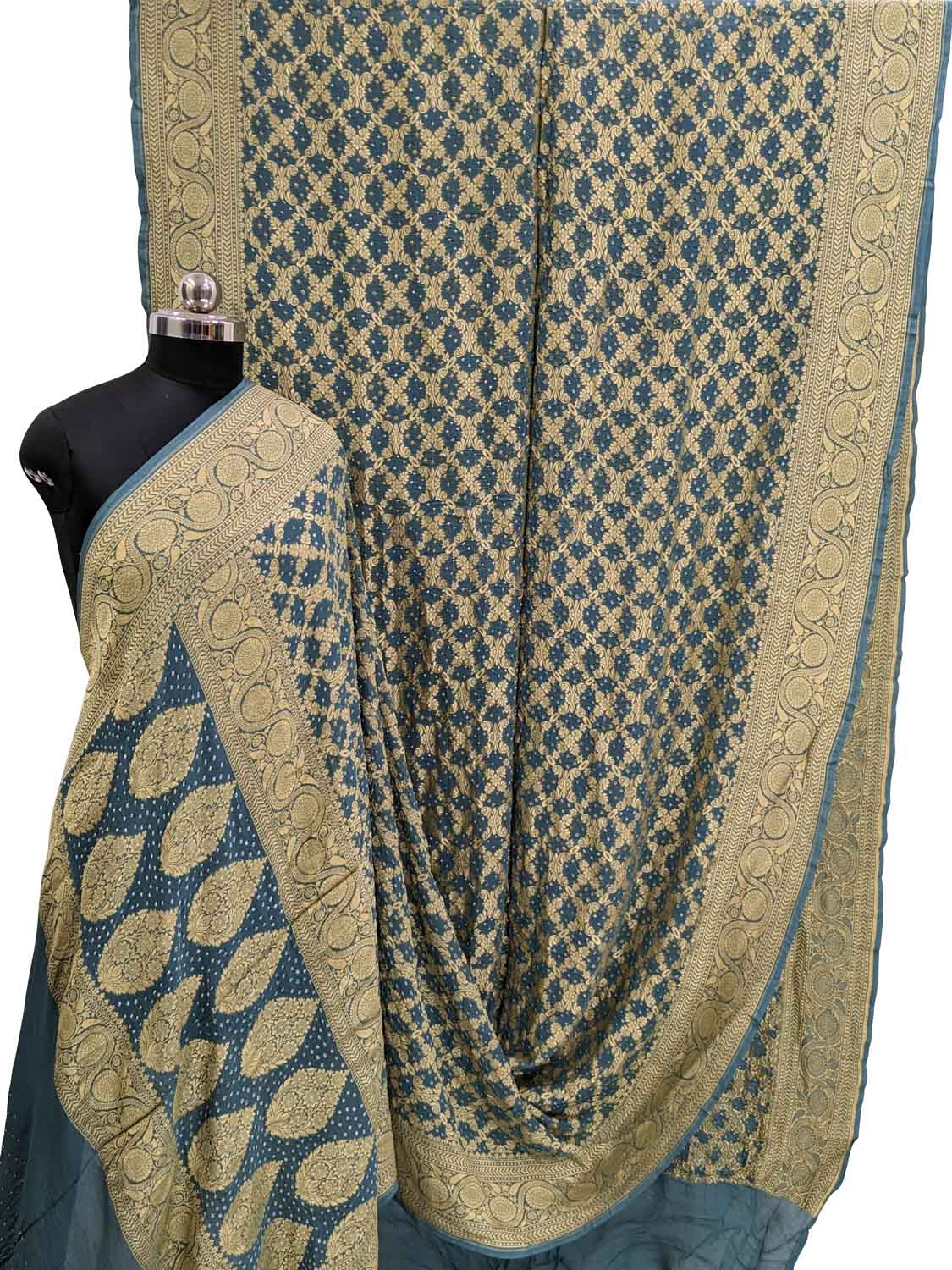 Elegant Grey Banarasi Bandhani Georgette Saree: A Timeless Classic - Luxurion World