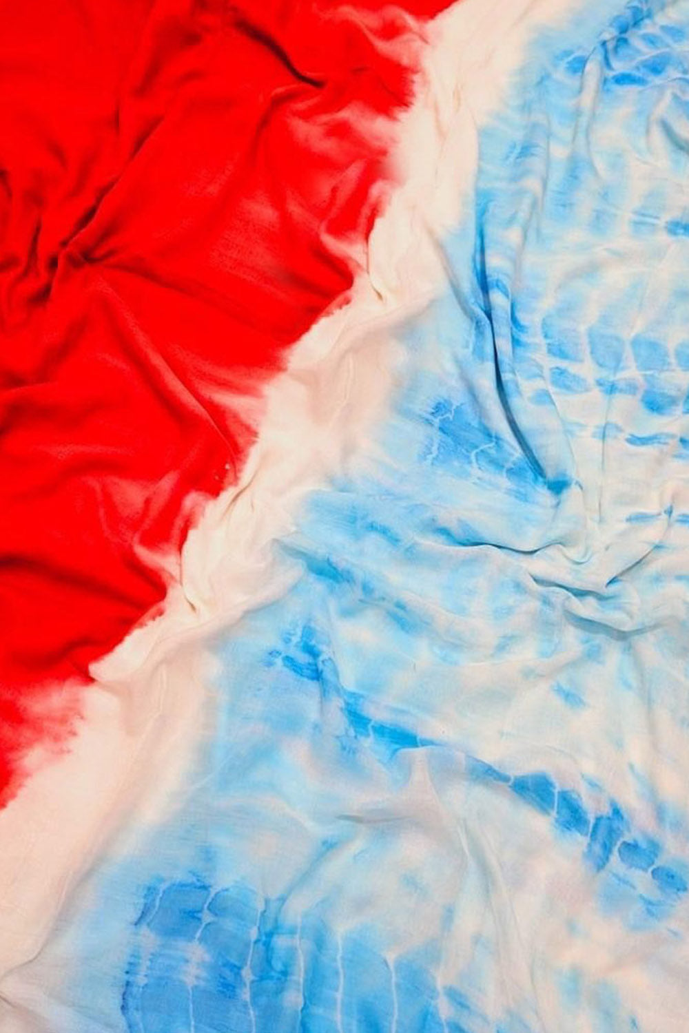 Multicolor Bhagalpur Mul Mul Cotton Shibori Design Saree - Luxurion World