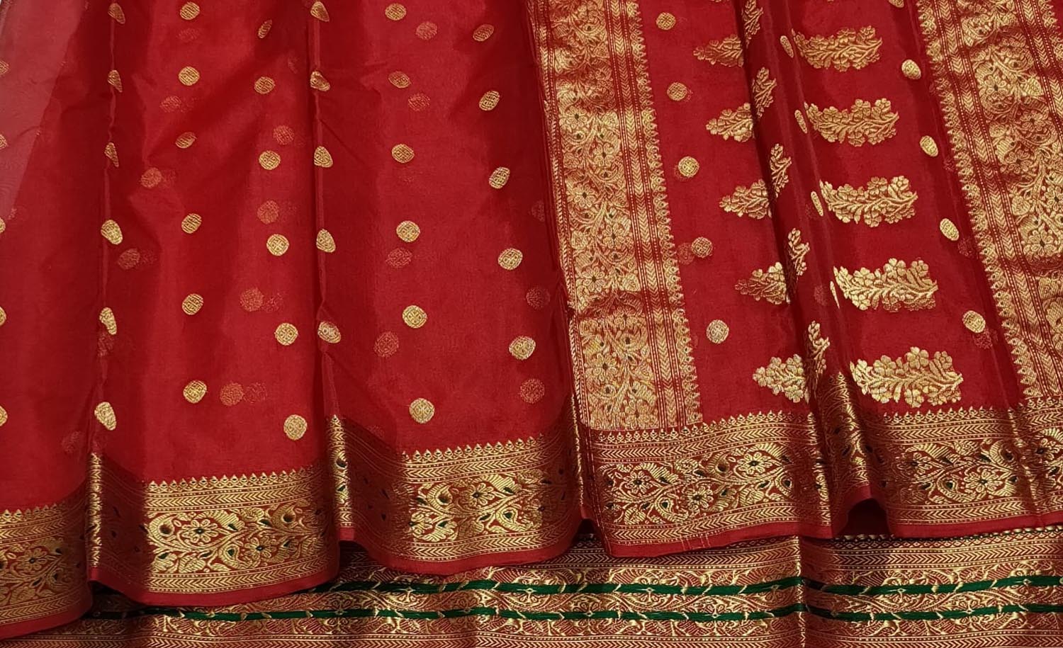 Red Handloom Chanderi Pure Katan Silk Saree - Luxurion World