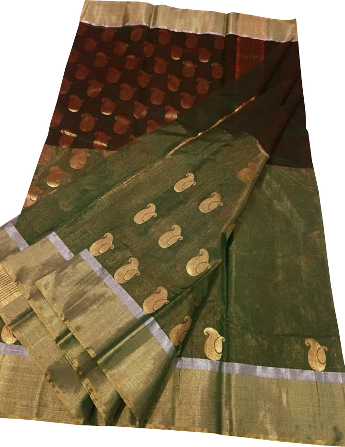 Exquisite Green Chanderi Handloom Silk Cotton Saree: A Timeless Masterpiece - Luxurion World
