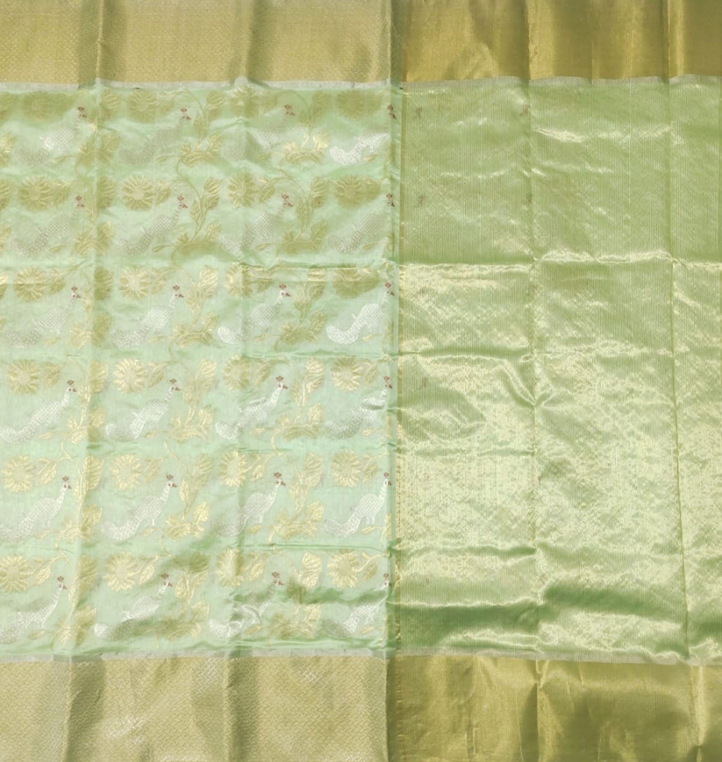 Exquisite Green Chanderi Handloom Pure Silk Saree: A Timeless Elegance - Luxurion World