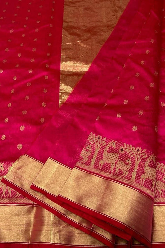 Exquisite Red Chanderi Handloom Pure Silk Saree: Timeless Elegance - Luxurion World