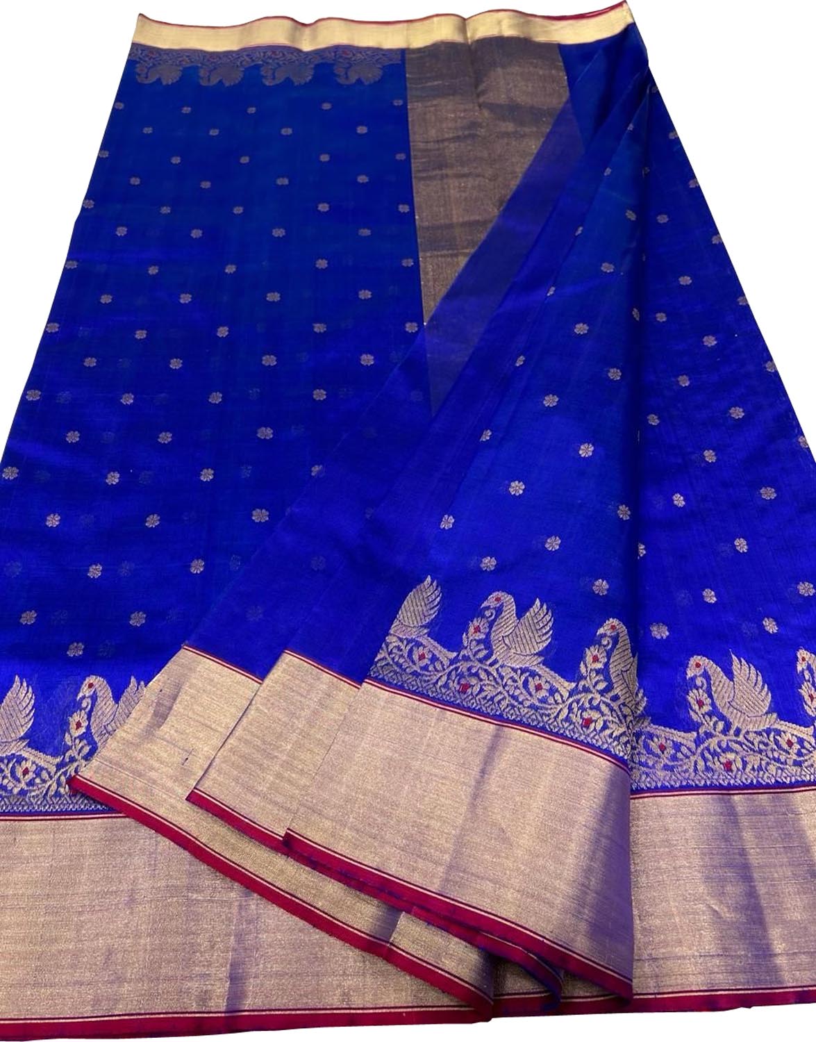 Elegant Blue Chanderi Handloom Silk Saree: A Timeless Classic - Luxurion World