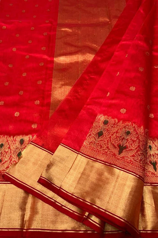 Exquisite Red Chanderi Handloom Pure Silk Saree: Timeless Elegance - Luxurion World
