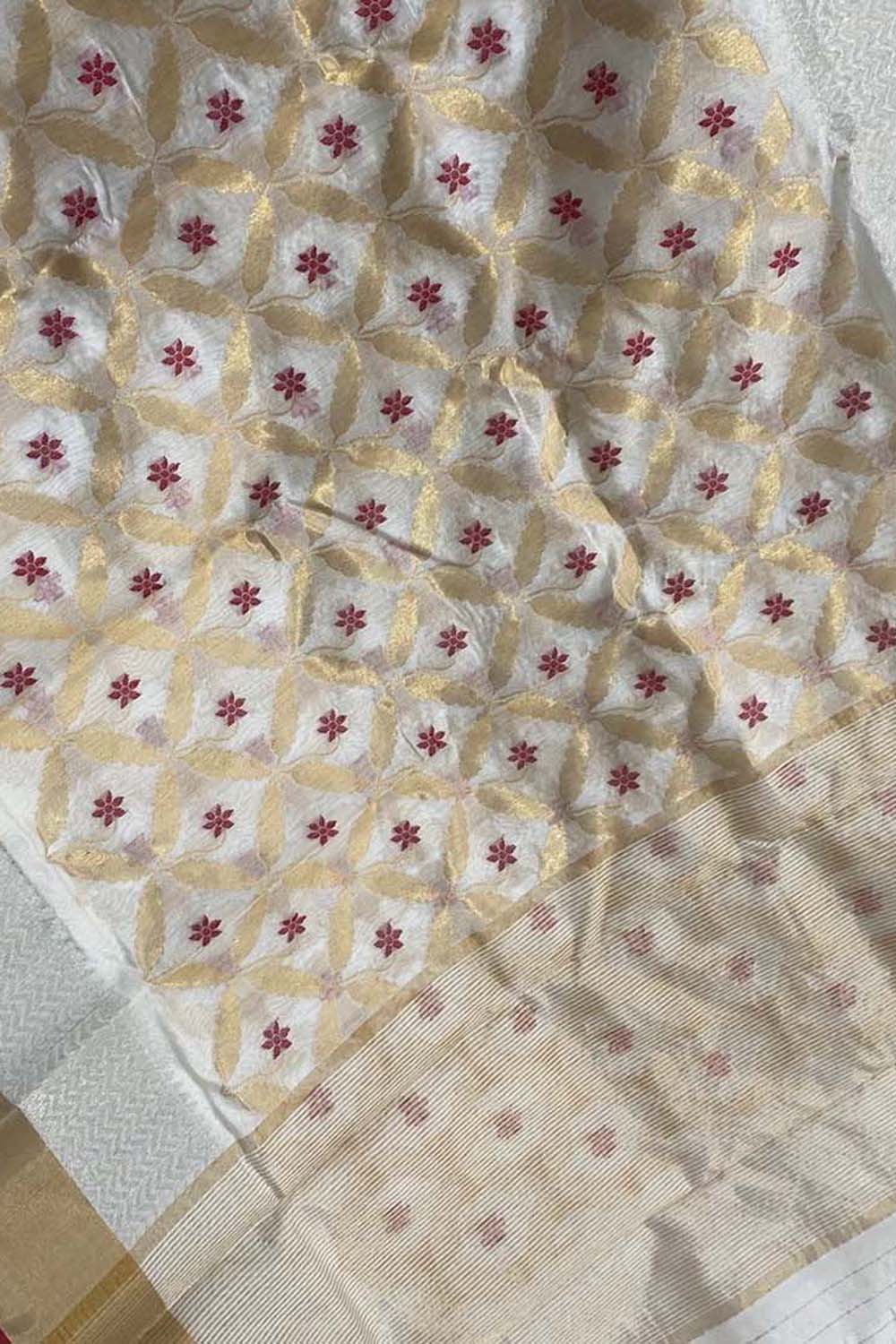 Off White Chanderi Handloom Pure Silk Saree - Luxurion World