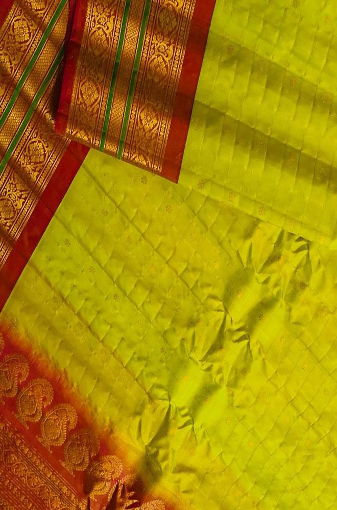 Green Handloom Gadwal Pure Silk Saree - Luxurion World