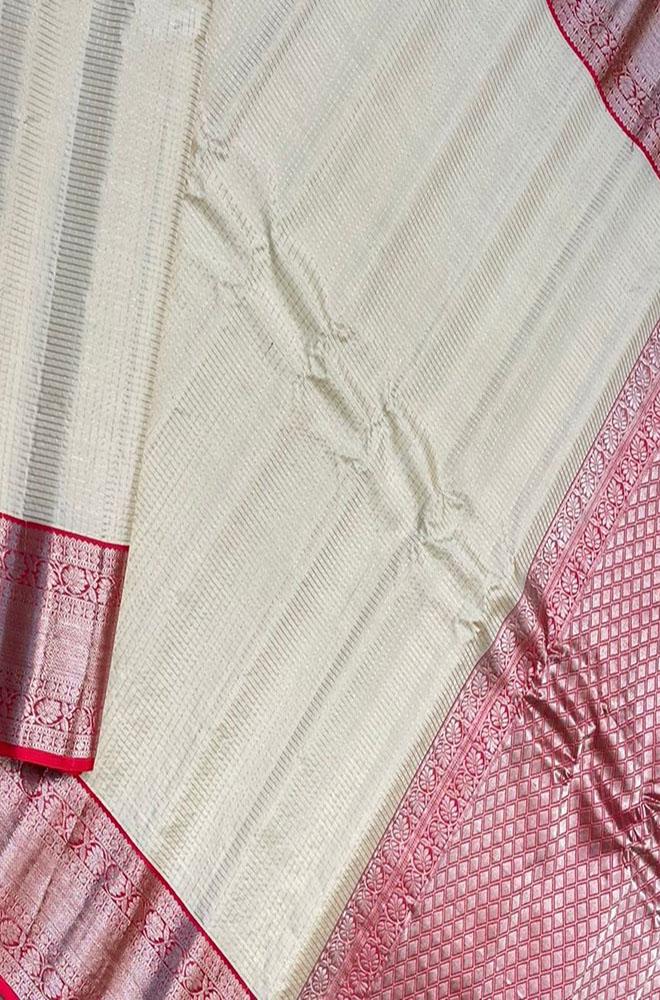 Pastel Handloom Gadwal Pure Silk Saree - Luxurion World