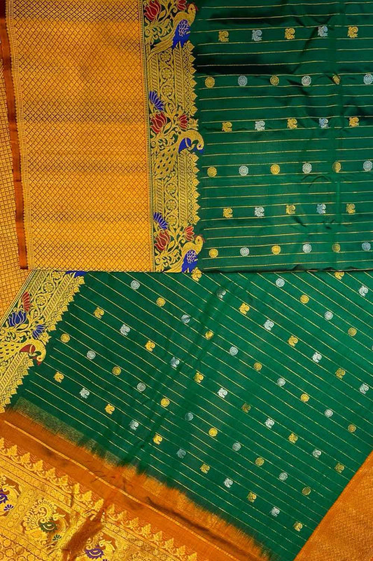 Green Gadwal Handloom Pure Silk Saree - Luxurion World