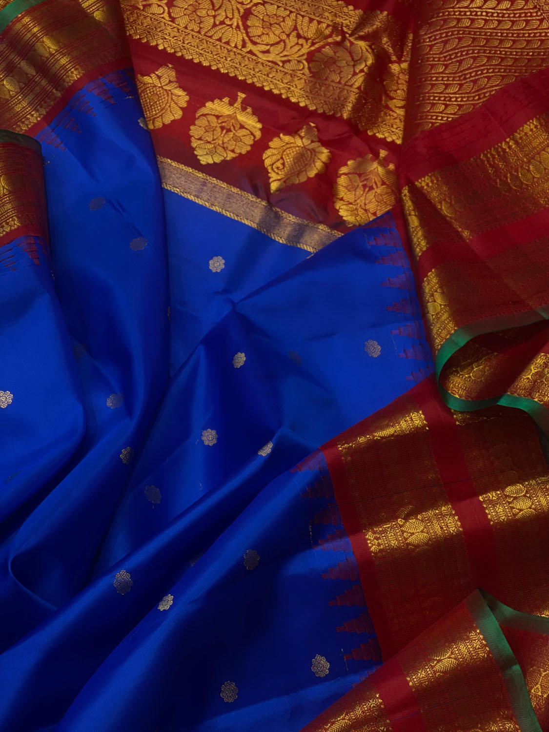 Blue Gadwal Handloom Pure Silk Saree - Luxurion World