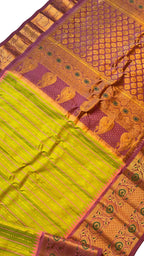 Green Gadwal Handloom Pure Silk Saree - Luxurion World